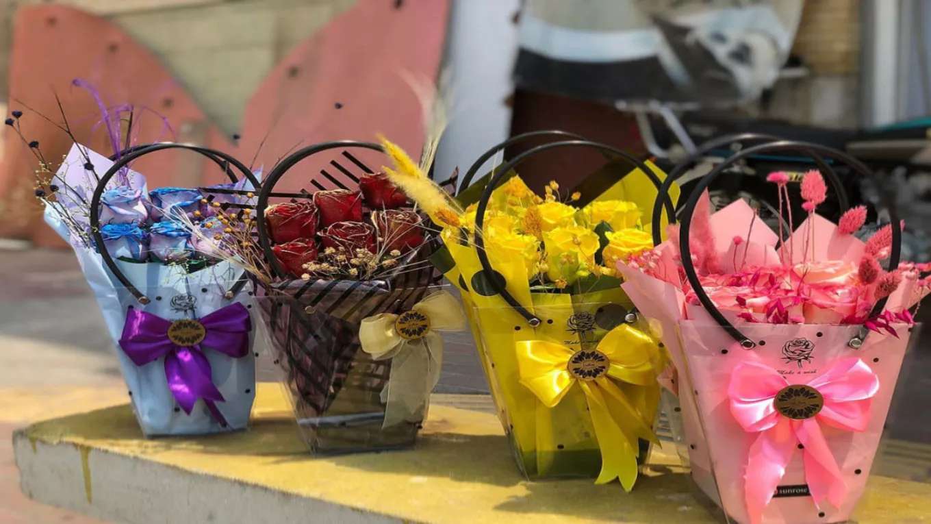 Sun Rose flower shop in Bandar Abbas